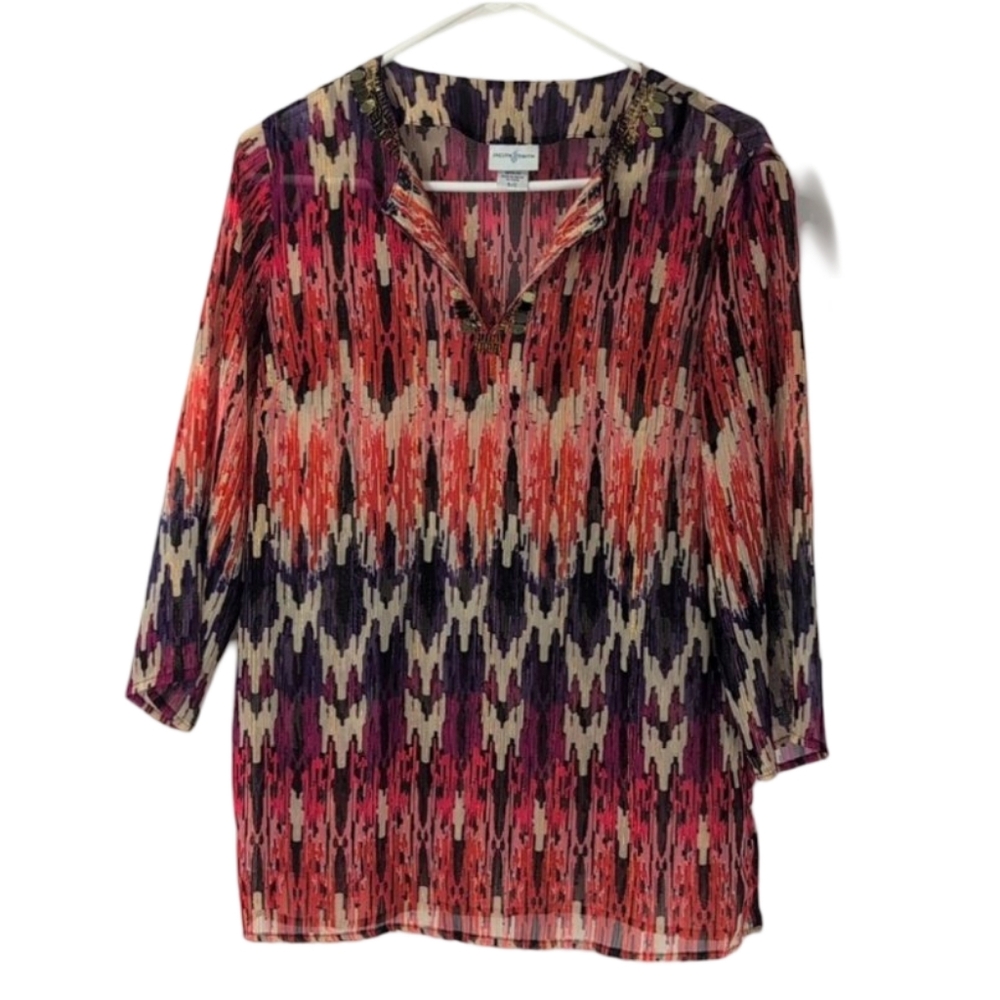 Jaclyn Smith sheer blouse great condition size small.